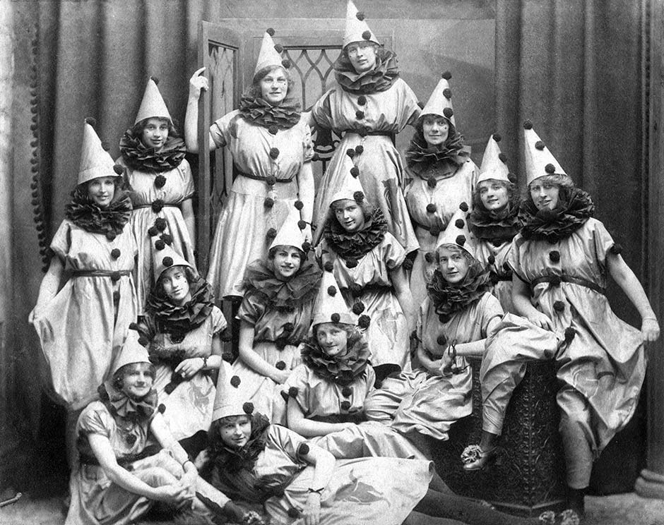 Women members of a pierrot troupe