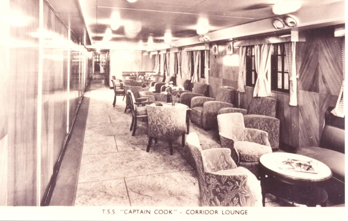 Captain Cook lounge