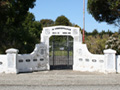 Kennington School war memorial gate