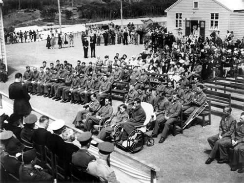 Awarding Purple Hearts to US servicemen, 1943