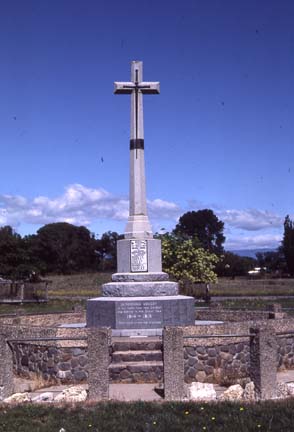 Maraekakaho war memorial 