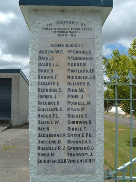 Taihape School memorial detail