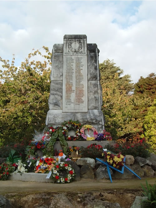 Levin war memorial