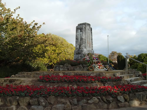 Levin war memorial