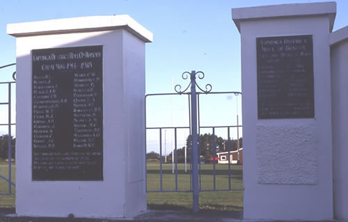 Kaponga war memorial