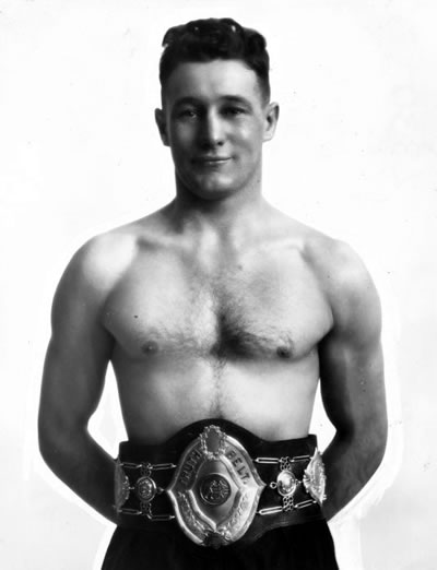 Ted Morgan, boxing for gold