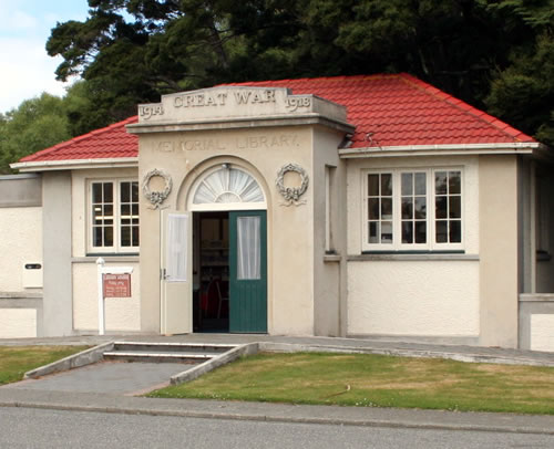 Tuatapere Library detail