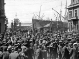 Violence flares on Wellington wharves 