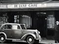 De Luxe Cafe, 1950