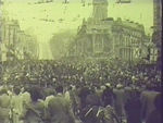 Crowded Queen Street