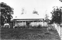 Treaty House in early 20th century  (6k)